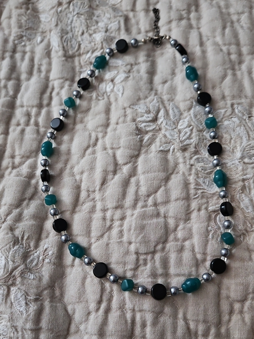 Unbranded Teal and Black Beaded Necklace with Silver Accents
